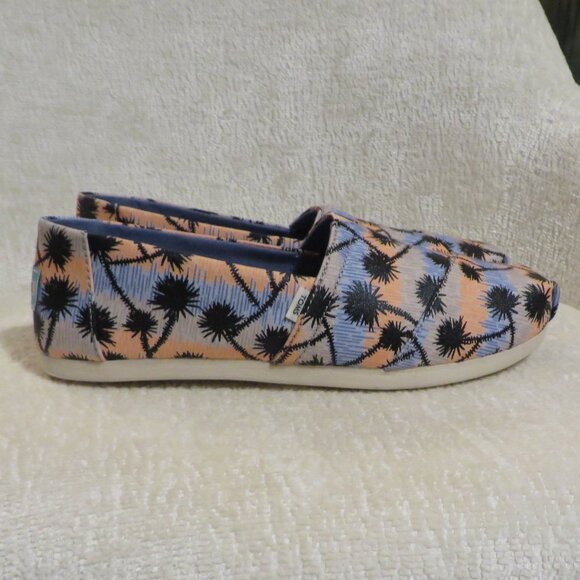 Toms Alpargata Ladies 8 BNWT - Picture 3 of 5
